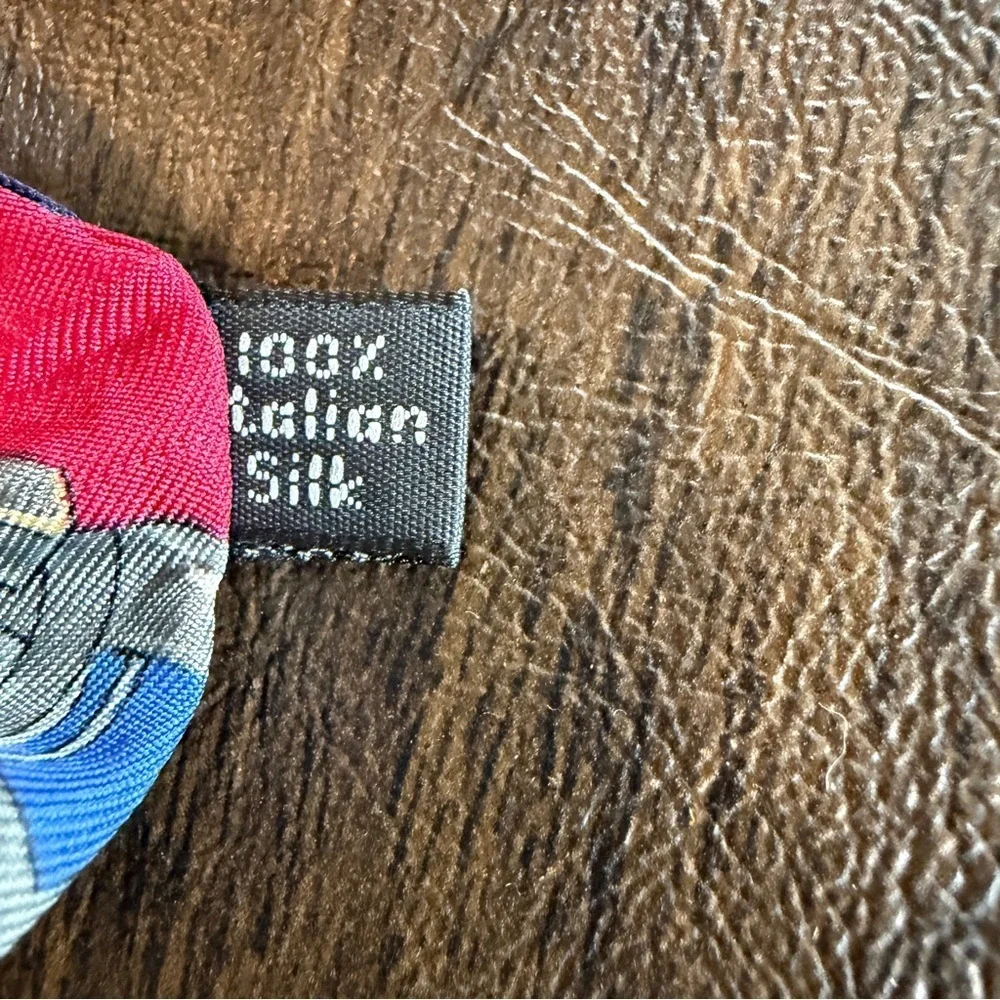 Stafford Festive Santa Holiday Golf Tie - Red and Gray